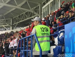 Chant Cemoohan pada FIFA dari Suporter Maroko