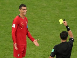 Anda Sepakat Ronaldo Layak Dapat Kartu Merah?