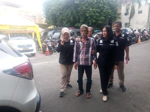 Diduga Cabuli Anak Tiri, Dukun di Depok Digerebek Warga
