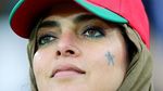 Suporter Portugal dan Spanyol Pesta Kelolosan, Iran dan Maroko berduka