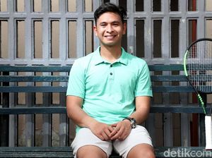 Lebih Dekat dengan Christopher Rungkat Lebih Dekat dengan Christopher Rungkat