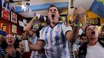 Senyum Cerah Suporter Argentina