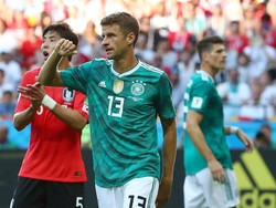 Kecewanya Thomas Muller. REUTERS/Michael Dalder.