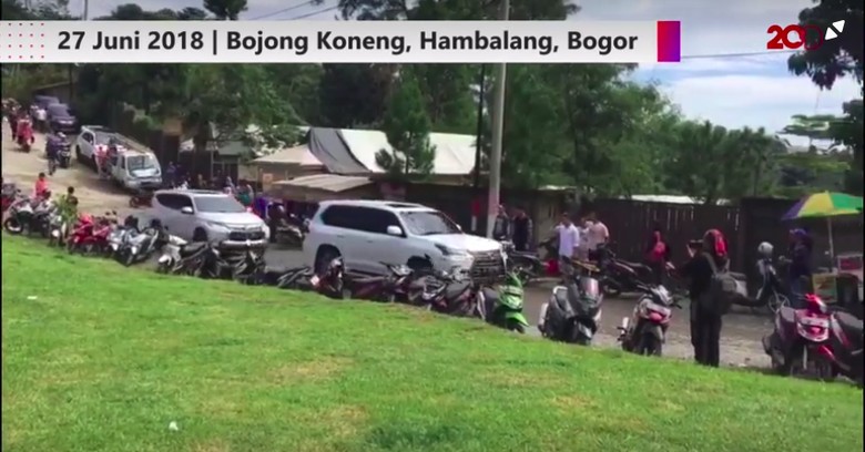 Prabowo Naik SUV Lexus. Foto: Screenshot 20detik