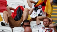 Para penedukung Jerman di tribun penonton. REUTERS/John Sibley.