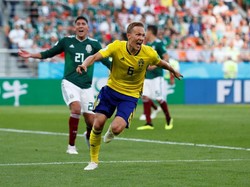 Video: Swedia Pecah Kebuntuan Lewat Gol Augustinsson