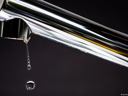 Ilmuwan Cambridge Temukan Cara Hentikan Bunyi Tetesan Air