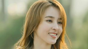 Terpukau Kecantikan Han Hye Jin, Istri Kapten Timnas Korea Selatan