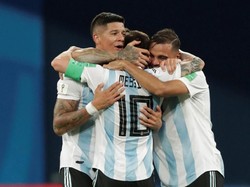 Tertahan, Dibantai, Argentina Akhirnya Lolos Juga