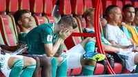 Marco Reus menangis. REUTERS/Michael Dalder.