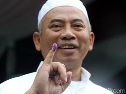 Walkot Minta Warga Bekasi Wajib Pakai Masker Saat di Luar Rumah