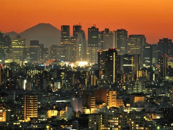 Potret 10 Kota Dunia Termahal Bagi Tenaga Kerja Asing