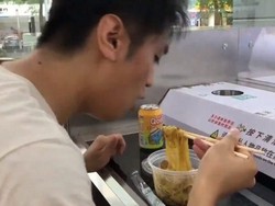 Tanpa Karyawan, Restoran di China Ini 100 Persen Dilayani Oleh Robot