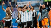 Lewat gol ke gawang Nigeria, Messi pun mengakhiri puasa golnya di Piala Dunia yang sudah berlangsung selama 662 menit. Reuters/Jorge Silva.