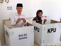 Minta Restu Ibu, Cawalkot Sukabumi Jona Arizona Yakin Menang