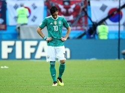 Ribut-ribut Mesut Oezil dengan Fans Jerman