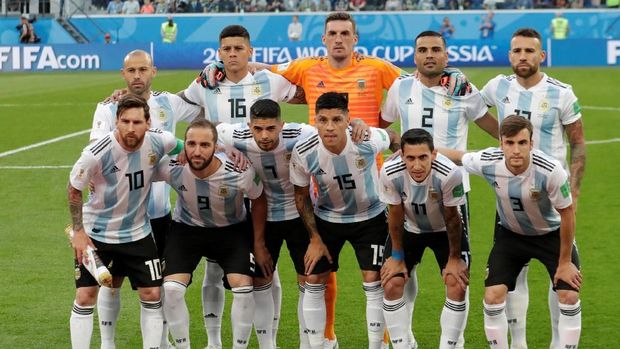 Argentina lolos dramatis usai menang lawan Nigeria di laga terakhir.