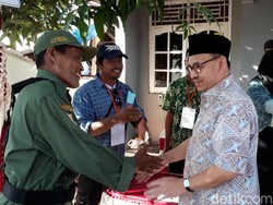 Tak Punya Hak Pilih, Sudirman Said Keliling Pantau TPS