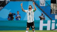 Messi juga menjadi pemain Argentina ketiga yang mencetak gol di tiga Piala Dunia berbeda setelah Diego Maradona (1982, 1986, 1994) dan Gabriel Batistuta (1994, 1998, 2002). Reuters/Jorge Silva.