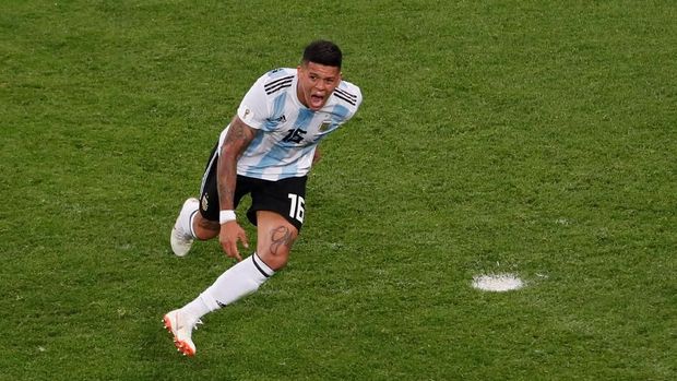 Marcos Rojo mencetak gol kemenangan untuk Argentina.