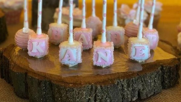 Uniknya Baby Shower Pasangan Kapten Timnas Inggris Harry Kane