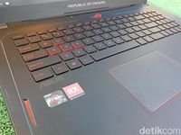 Asus ROG Strix GL702ZC: Desain Gahar, Performa Sangar