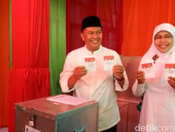 Istri Wali Kota Bandung Lolos ke DPRD Jabar