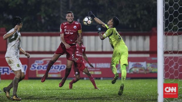 Persija tidak diperkuat Marko Simici saat menjamu Persebaya di PTIK pada pekan lalu.