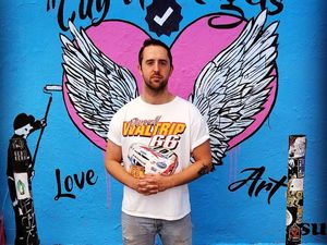 Ini Tembok Zaman Now, Hanya Boleh Difoto oleh Selebgram