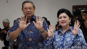 10 Jari Keluarga SBY Usai Nyoblos Pilkada Serentak 2018