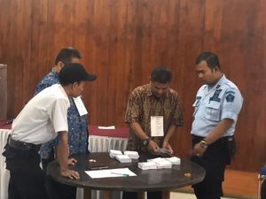 Sudrajat-Syaikhu Menang di Lapas Sukamiskin Sudrajat-Syaikhu Menang di Lapas Sukamiskin