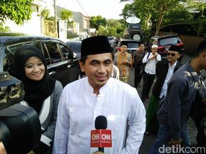 Menang Quick Count, Ganjar-Yasin Dapat Pesan Ini Dari Mbah Moen