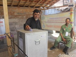 Begini Suasana Sedulur Sikep di Blora Saat Coblosan