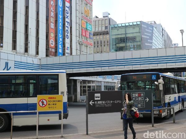 Potret Bus Umum di Jepang, Nyaman dan Nggak Ngaret