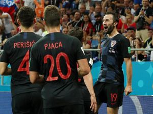 Video: Gol Milan Badelj Bawa Kroasia Unggul Atas Islandia