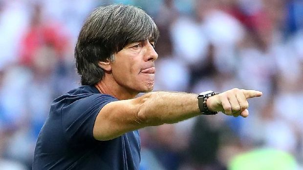 Joachim Loew mengakui buruknya penampilan Jerman.