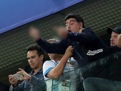 Jari Tengah Maradona di Kemenangan Argentina