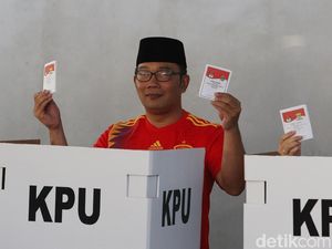 LSI Denny JA: Kang Emil Unggul di Jabar, Ganjar di Jateng