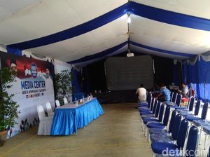 Paslon Tunggal Kota Tangerang Pantau Penghitungan Suara