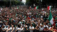 Mereka mendatangi Kedubes Korsel di Mexico City, Meksiko. REUTERS/Gustavo Graf.