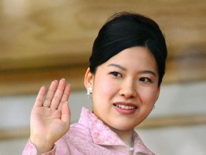 Lagi, Putri Jepang Rela Tanggalkan Gelar demi Nikahi Orang Biasa Lagi, Putri Jepang Rela Tanggalkan Gelar demi Nikahi Orang Biasa