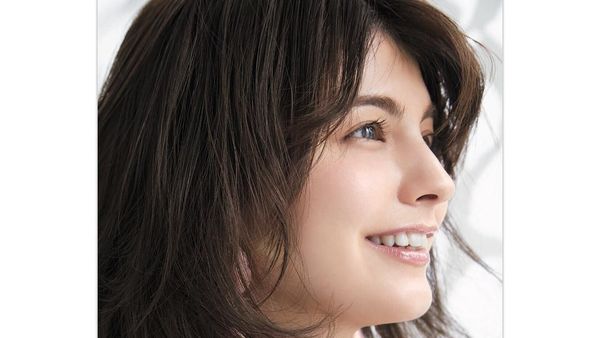 Ini Maggy, Model Cantik Pacar Pemain Jepang Kagawa yang Dikira Bintang Porno