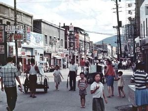 Before After Kota Seoul Zaman Melarat dan Zaman K-Pop