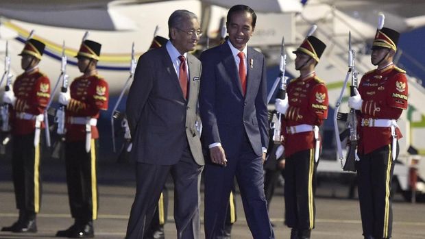 Mahathir, Sukarno Kecil Karib Soeharto dengan Doa buat Jokowi