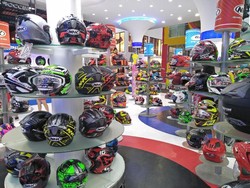 Ini Alasan Ukuran Helm Tak Boleh Kesempitan atau Terlalu Longgar