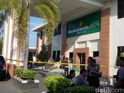 Diduga Tak Terima Putusan, Anggota Ormas Rusak Kantor PN Bantul