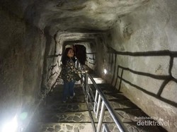 Salut! Wisata Sejarah di Bukittinggi Ini Bebas Sampah