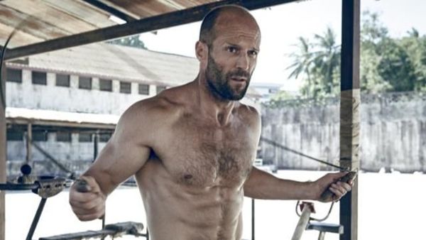 Foto: Lawan Hiu di Film The Meg, Ini Rahasia Tubuh Kekar Jason Statham