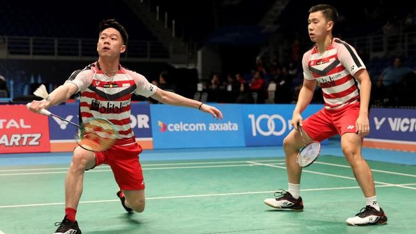 Gaya Atlet Bulutangkis Kevin, Tampil Kekinian Pakai Sepatu Seharga Motor