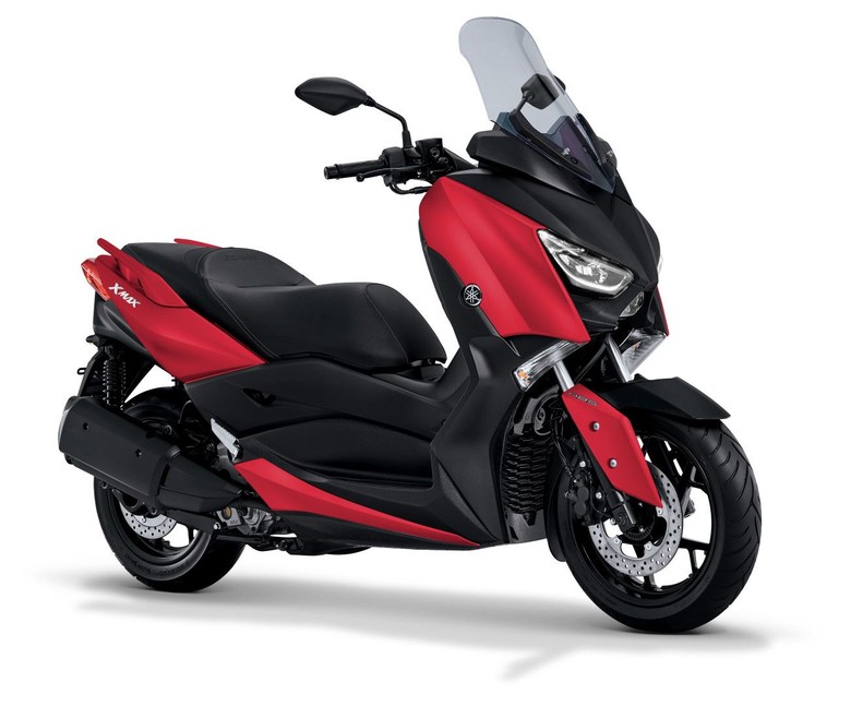 Yamaha Xmax warna matte red. Foto: Dok. Yamaha